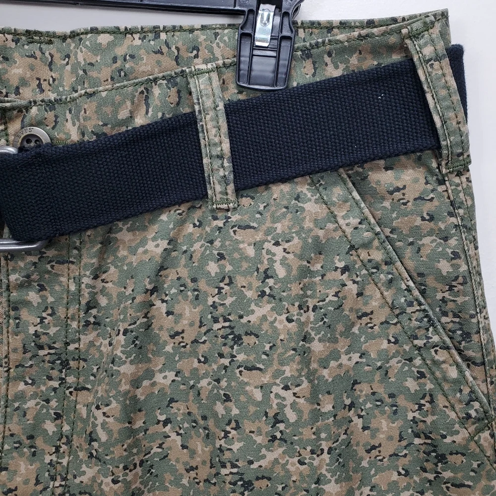 LEVIS‎ Cargo Shorts sz 34 - Picture 4 of 9